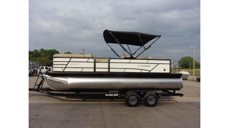 Godfrey Pontoon Boats Sweetwater 2286 SFL Tritoon