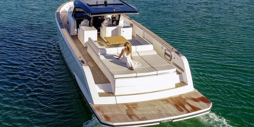 Cantieri navali di mediterraneo continental 50 sport