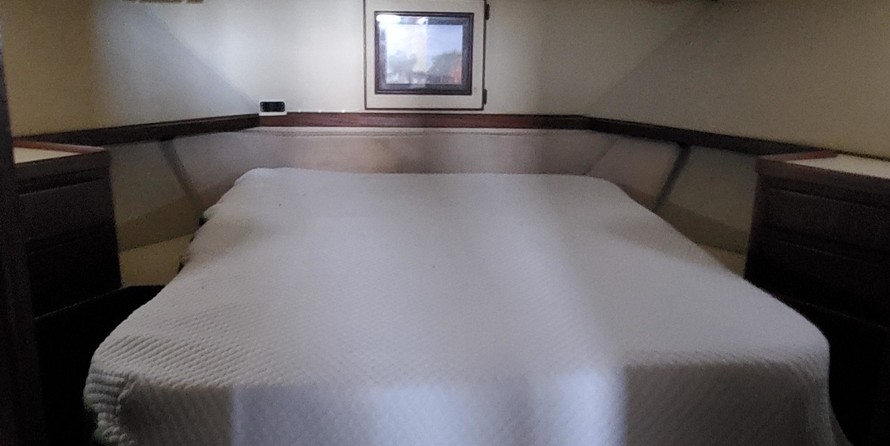 Hatteras 77 Convertible