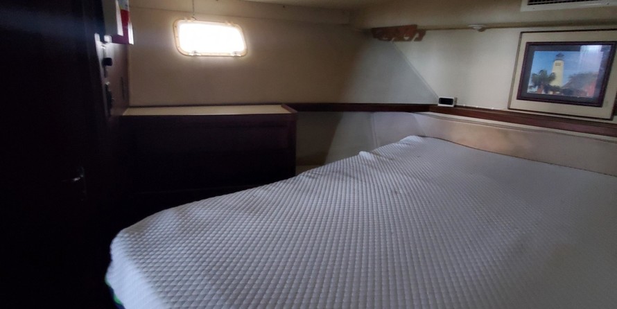 Hatteras 77 Convertible