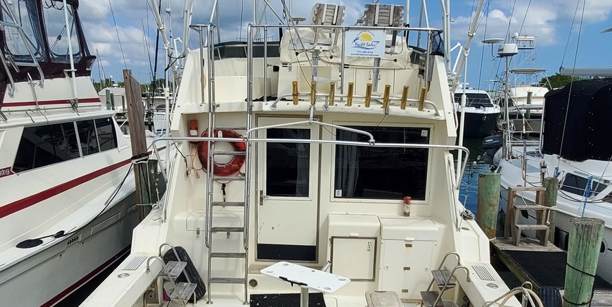 Hatteras 77 Convertible