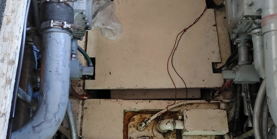 Hatteras 77 Convertible