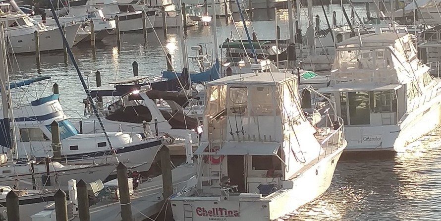 Hatteras 77 Convertible