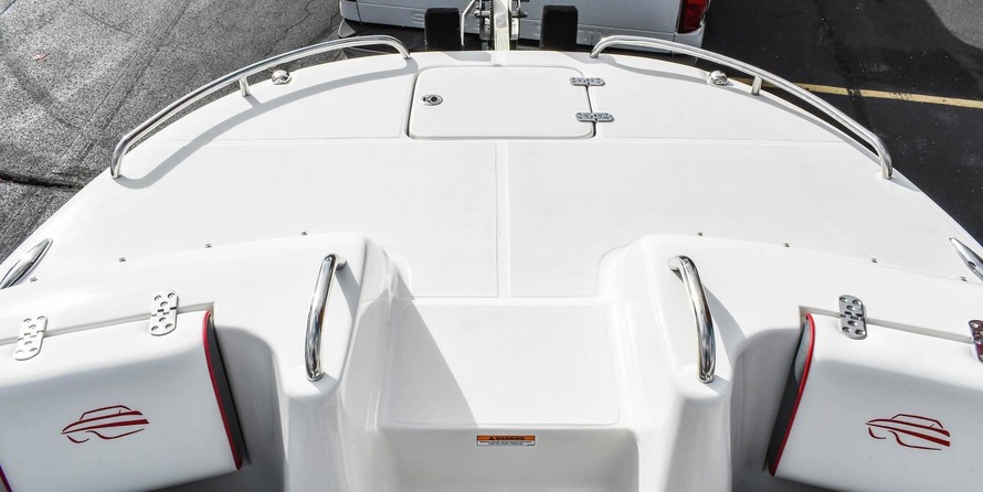 Splendor 240 cuddy cabin