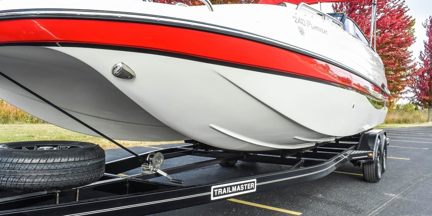 Splendor 240 cuddy cabin