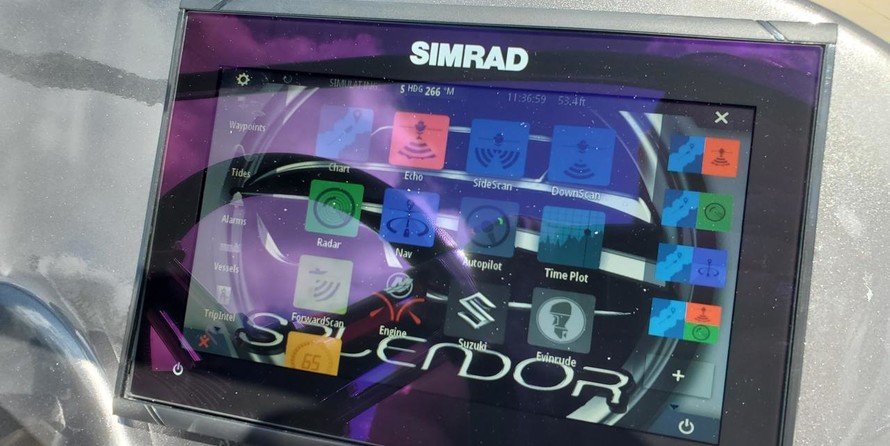 Splendor 240 cuddy cabin