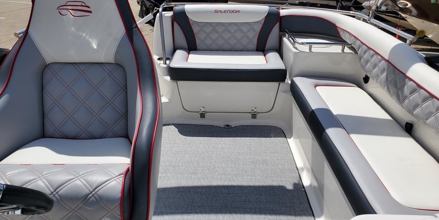 Splendor 240 cuddy cabin