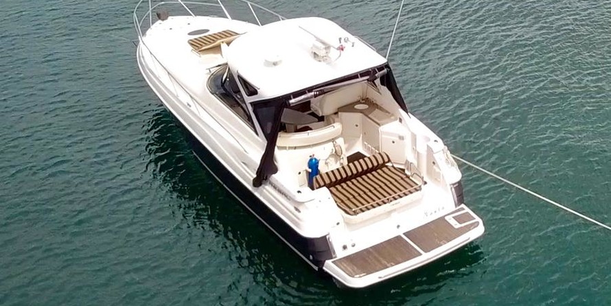 Regal 2665 Commodore Express