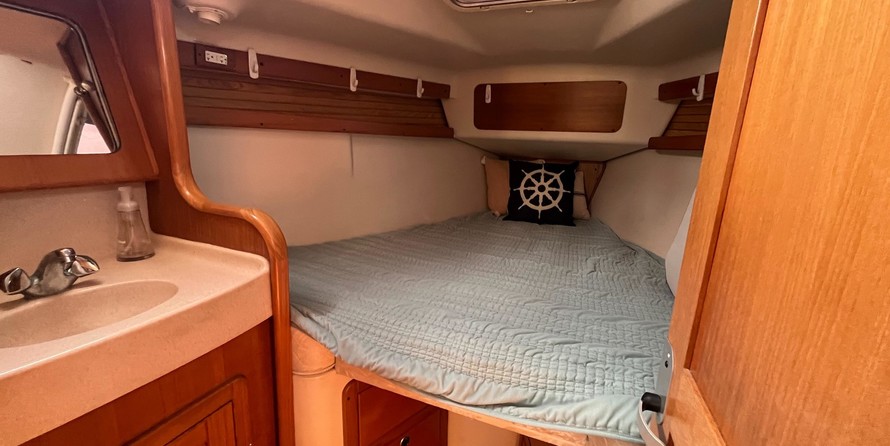 Catalina 380