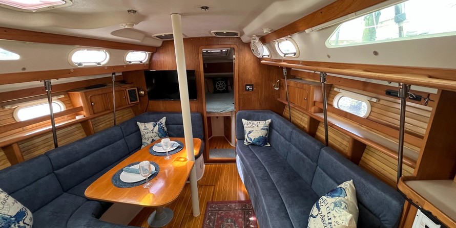 Catalina 380