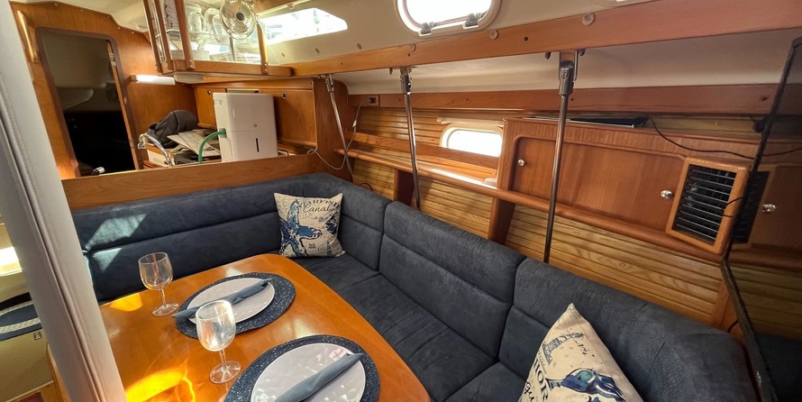 Catalina 380