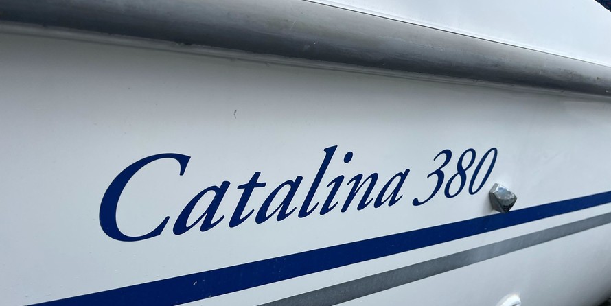 Catalina 380