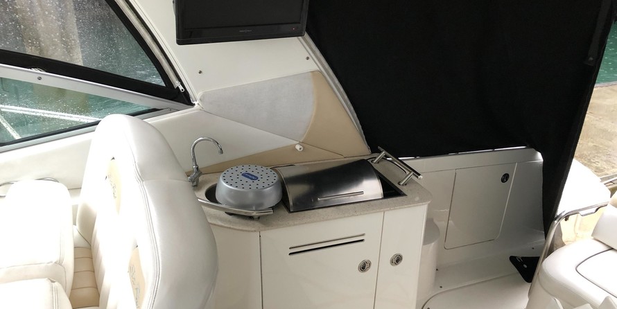 Sea Ray 370 Sundancer