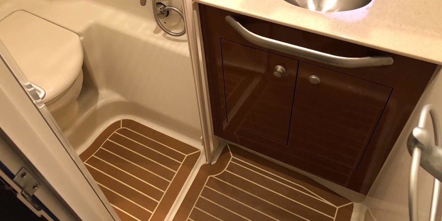 Sea Ray 370 Sundancer