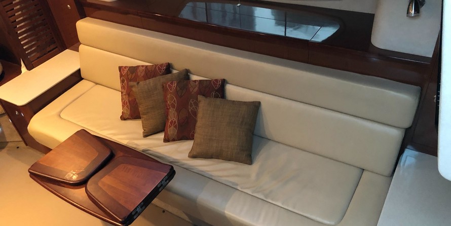 Sea Ray 370 Sundancer