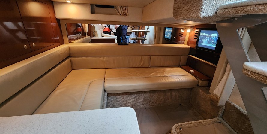 Sea Ray 370 Sundancer