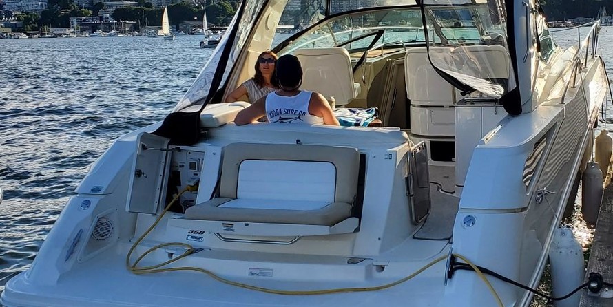 Sea Ray 370 Sundancer