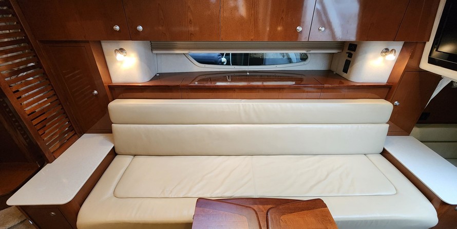 Sea Ray 370 Sundancer