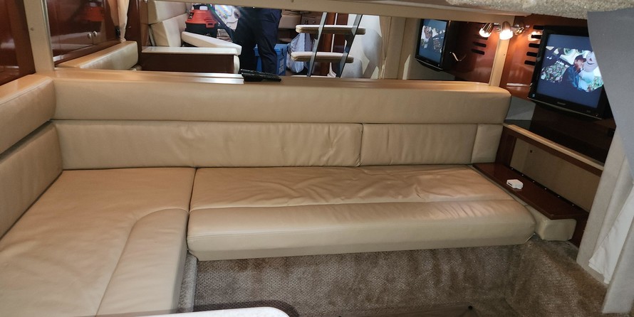 Sea Ray 370 Sundancer