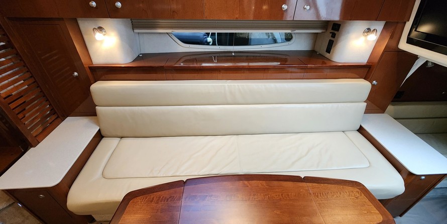 Sea Ray 370 Sundancer