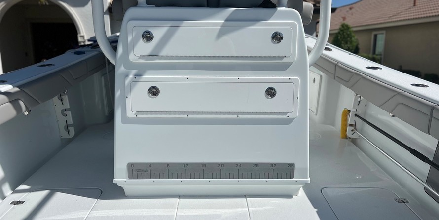 Yellowfin 32 offshore