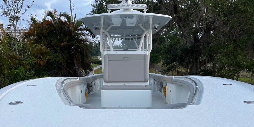 Yellowfin 32 offshore