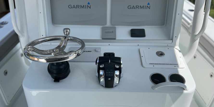 Yellowfin 32 offshore