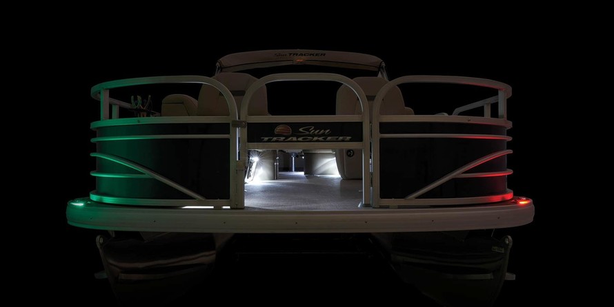 Sun Tracker Fishin Barge 22 DLX