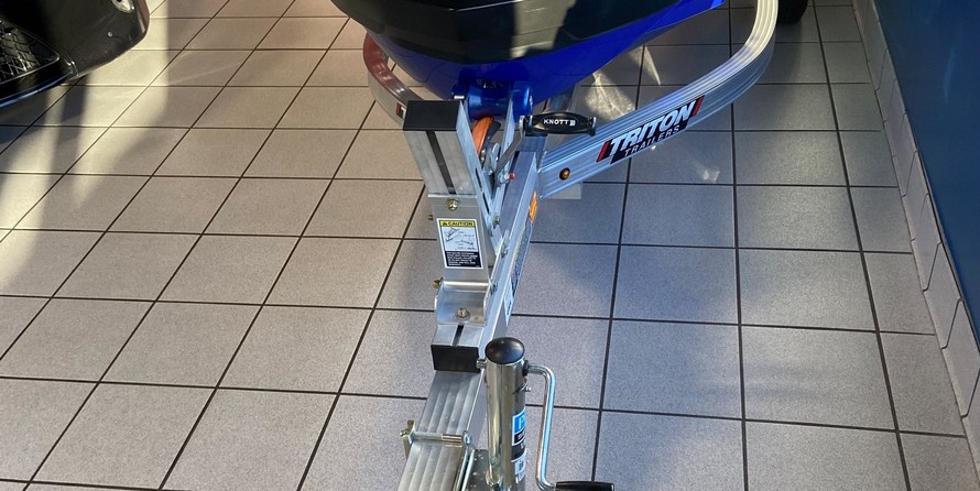 Sea-Doo Wake Pro 230