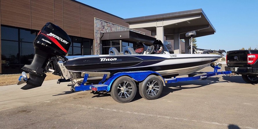 Triton 21 trx dc