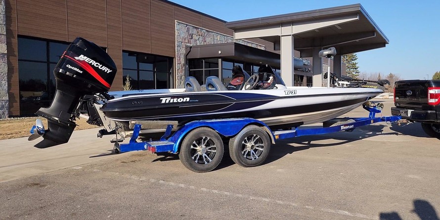 Triton 21 trx dc