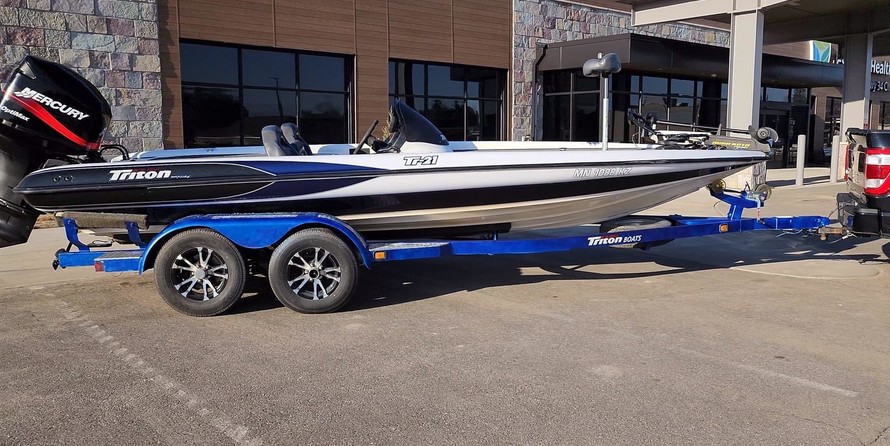 Triton 21 trx dc