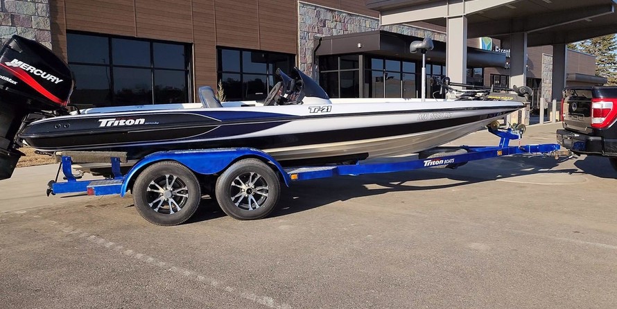 Triton 21 trx dc