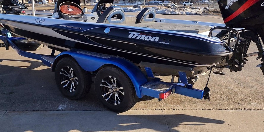 Triton 21 trx dc