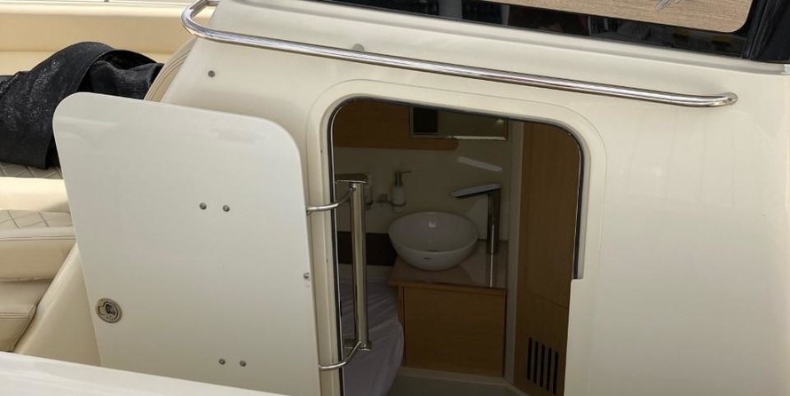 Chris-Craft Catalina 30