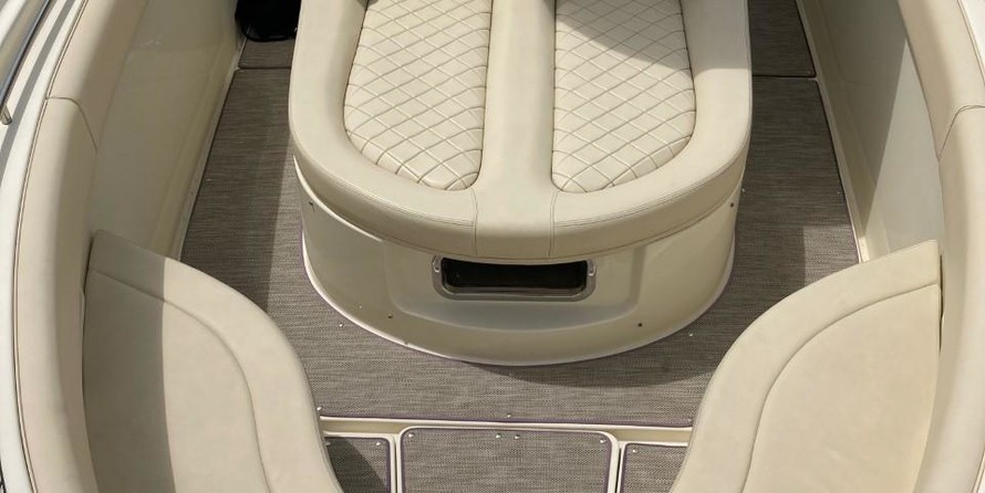 Chris-Craft Catalina 30