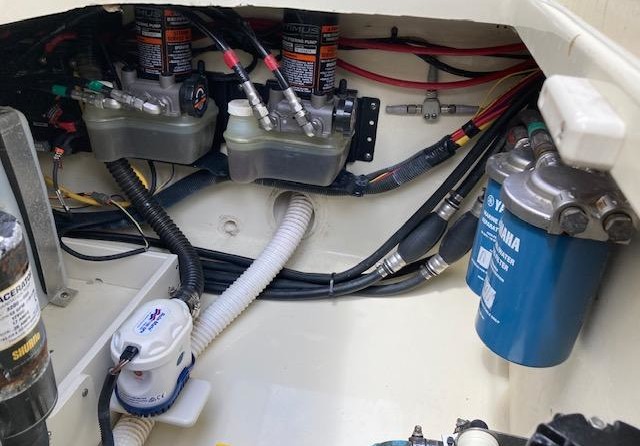 Chris-Craft Catalina 30