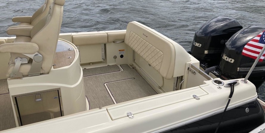 Chris-Craft Catalina 30