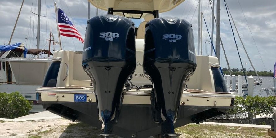 Chris-Craft Catalina 30