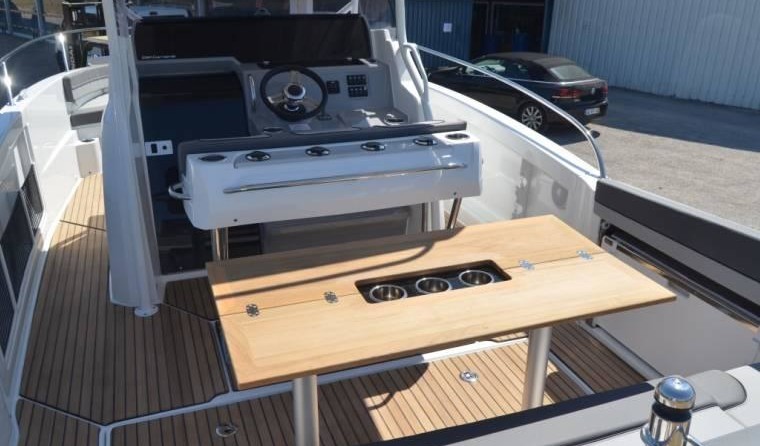 Jeanneau Cap Camarat 9.0 CC