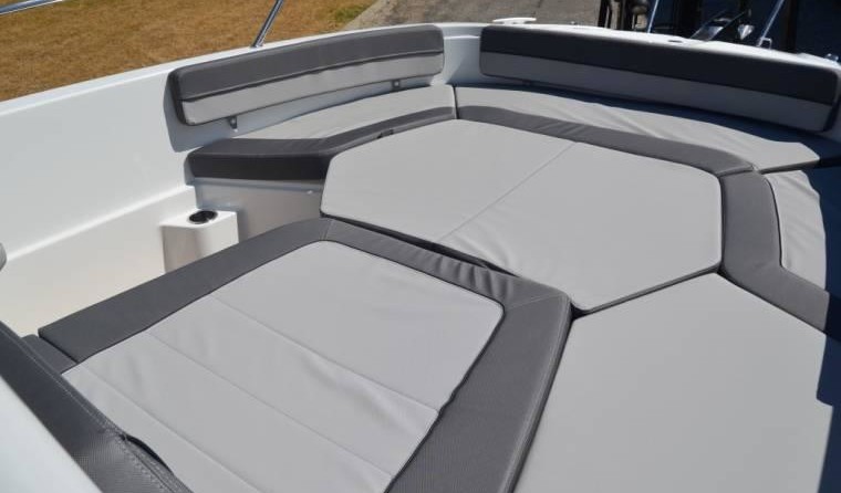 Jeanneau Cap Camarat 9.0 CC