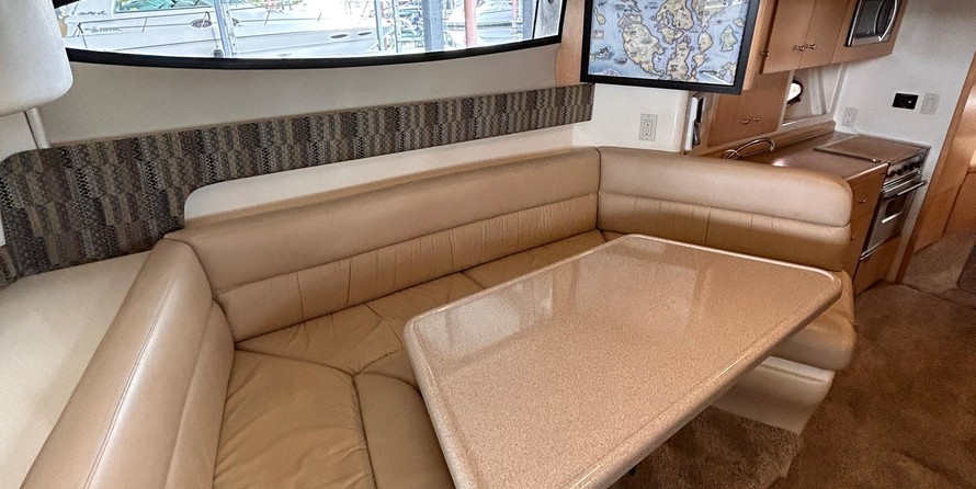 Carver 36 Mariner