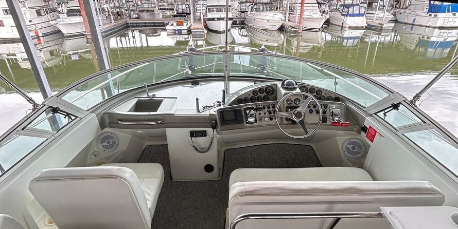 Carver 36 Mariner