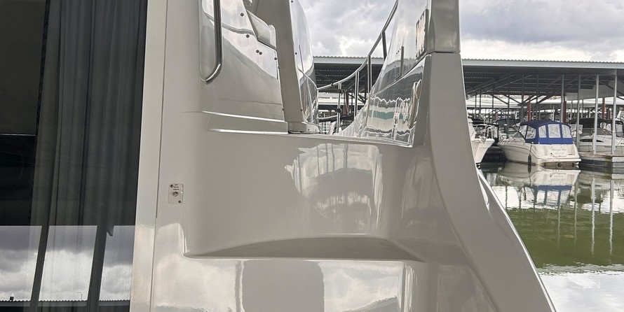 Carver 36 Mariner