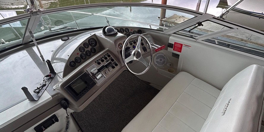 Carver 36 Mariner