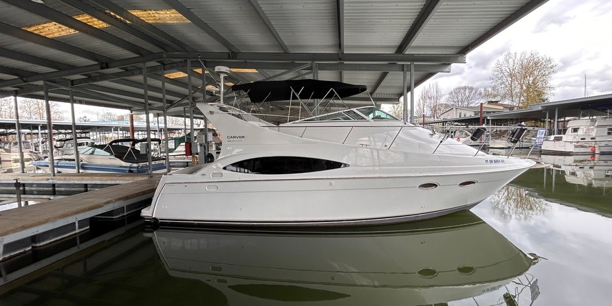 Carver 36 Mariner