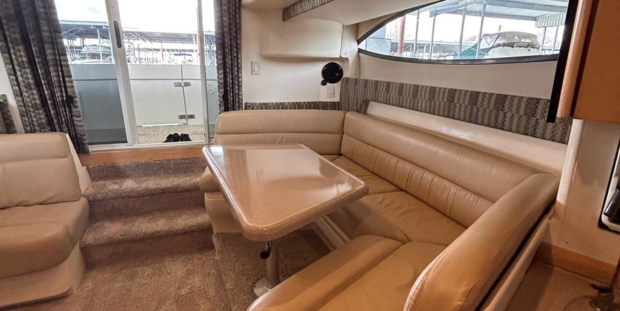 Carver 36 Mariner