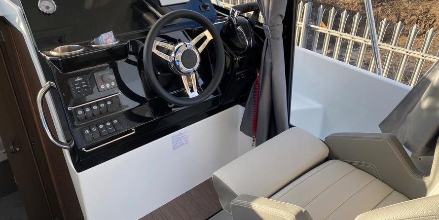 Jeanneau Merry Fisher 1095