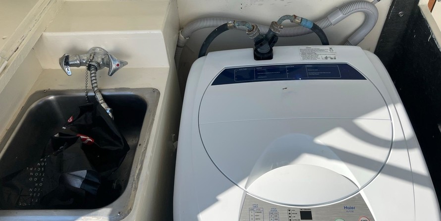 Hatteras 77 Convertible