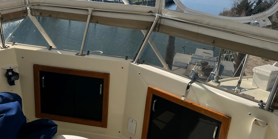 Hatteras 77 Convertible